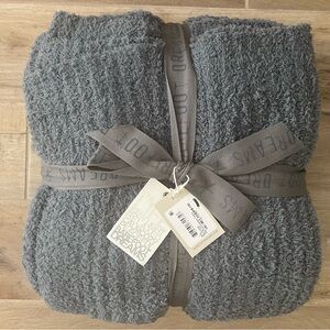 NWT Barefoot Dreams Cozy Chic Ribbed Throw Blu Cove color.